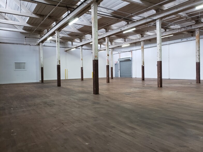 More Photos Of 90 Dayton Ave, Passaic Unknown For Lease