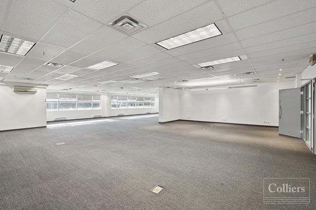 More Photos Of 5205 Satellite Dr, Mississauga Office For Sale