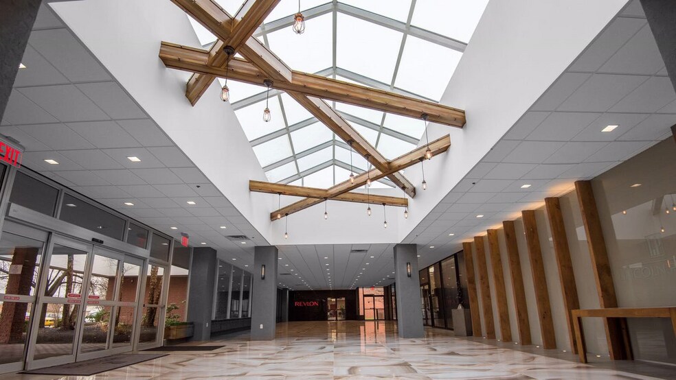 More Photos Of 2147 State Route 27 S, Edison Office For Lease