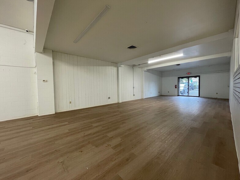 More Photos Of 359-363 Merchant St, Vacaville Storefront Retail Office For Lease