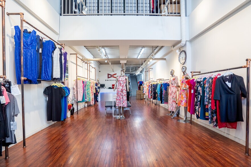 More Photos Of 747 E 10th St, Los Angeles General Retail For Sale