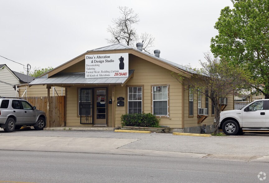 More Photos Of 738 W Hildebrand Ave, San Antonio Storefront Retail Office For Lease