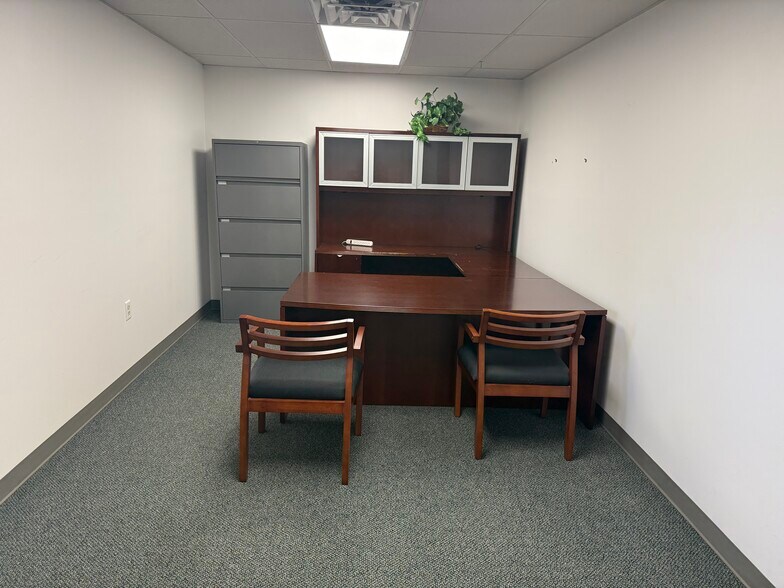 More Photos Of 871 N Hanover St, Pottstown Freestanding For Lease