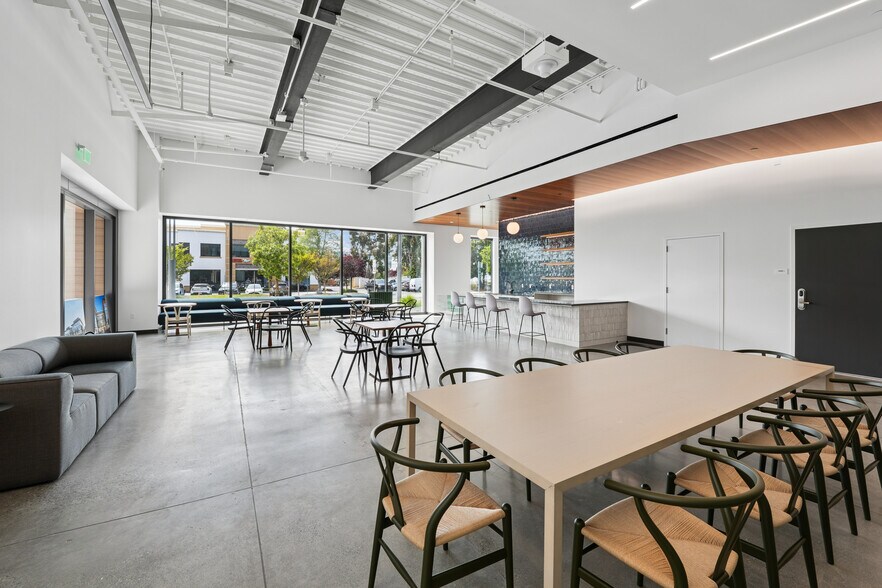 More Photos Of 1091 Industrial Rd, San Carlos Research And Development For Lease