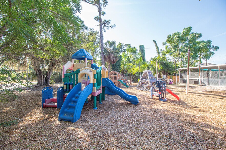 More Photos Of 17162 Toledo Blade Blvd, Port Charlotte Medical For Sale