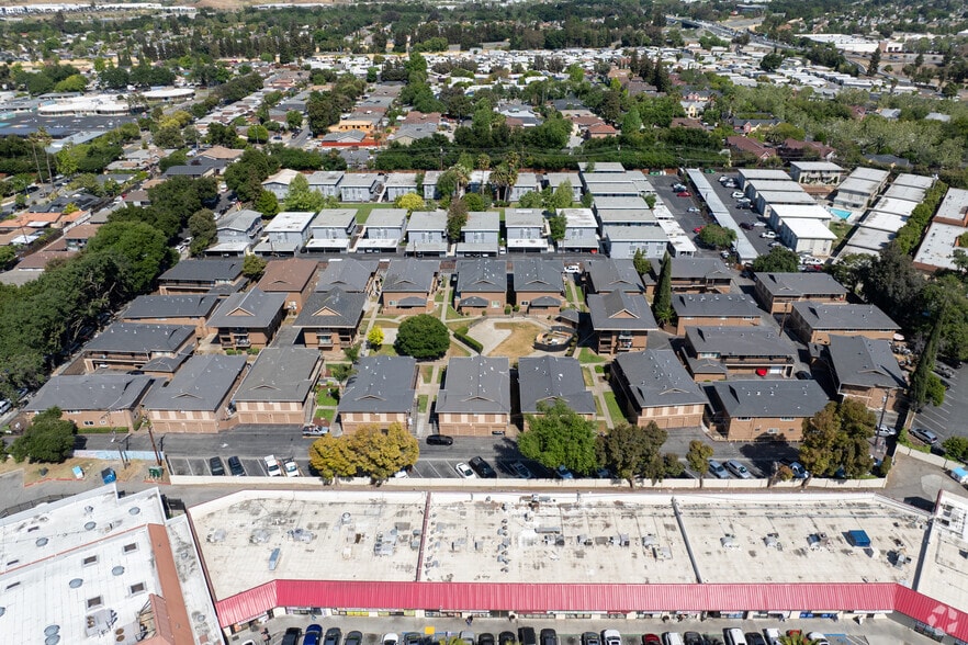 More Photos Of 110 Roundtable Dr, San Jose Apartments For Sale