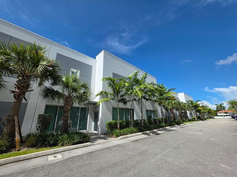 More Photos Of 4405-4493 NW 97th Ave, Doral Industrial For Lease