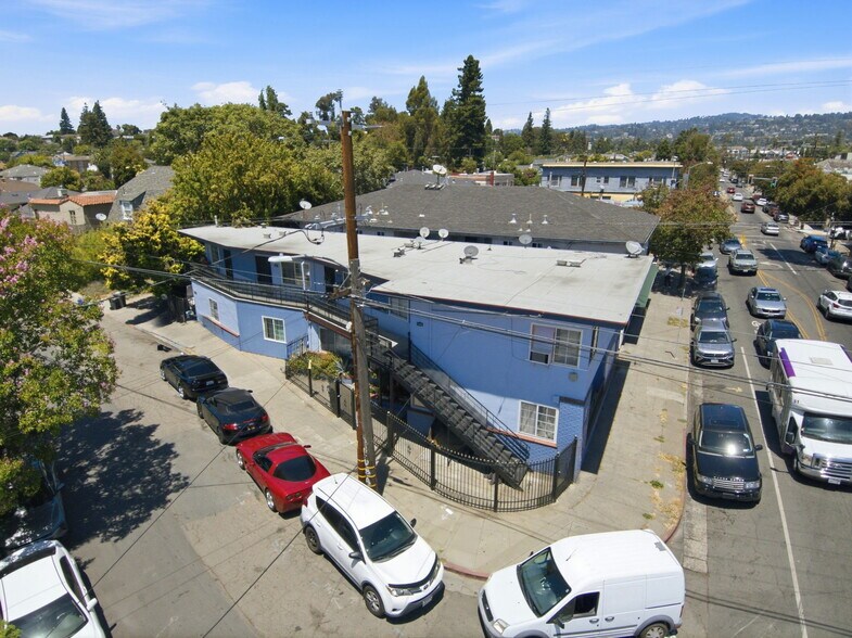 More Photos Of 3050-3058 Davis St, Oakland Apartments For Sale