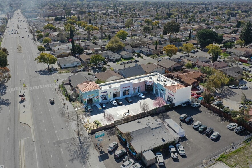 More Photos Of 2955 Senter Rd, San Jose Freestanding For Lease