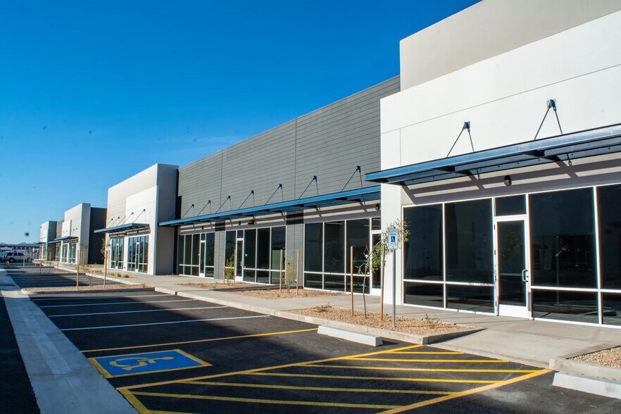 More Photos Of 8029 E Pecos Rd, Mesa Warehouse For Lease