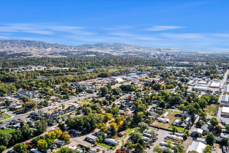 More Photos Of 213 E 40th St, Garden City Land For Sale