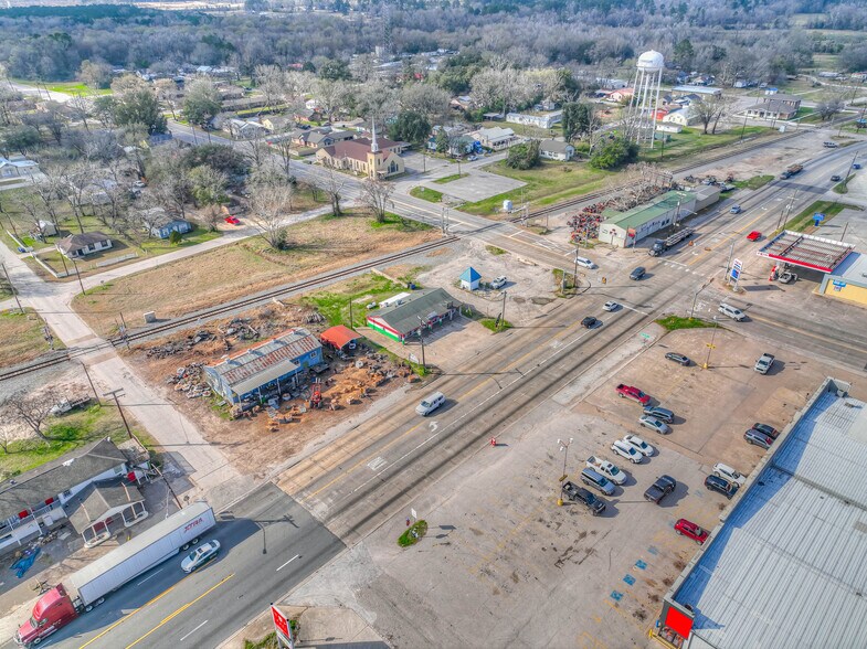 More Photos Of 103 S Home St, Corrigan Freestanding For Lease