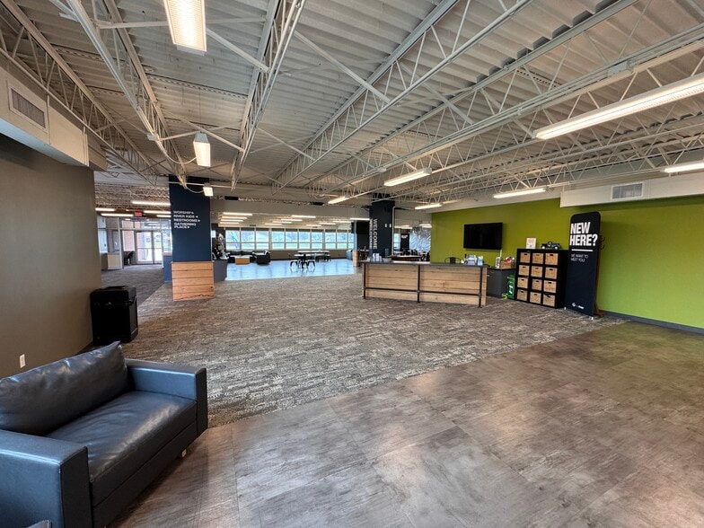 More Photos Of 759 S Lenfesty Ave, Marion Religious Facility For Sale