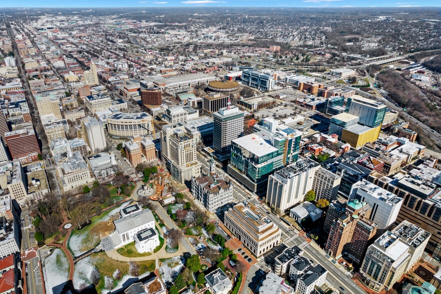 More Photos Of 1217-1219 E Main St, Richmond Storefront For Sale