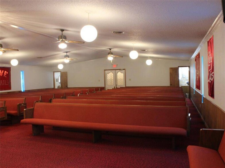 More Photos Of 21177 US Highway 80, Wills Point Religious Facility For Sale