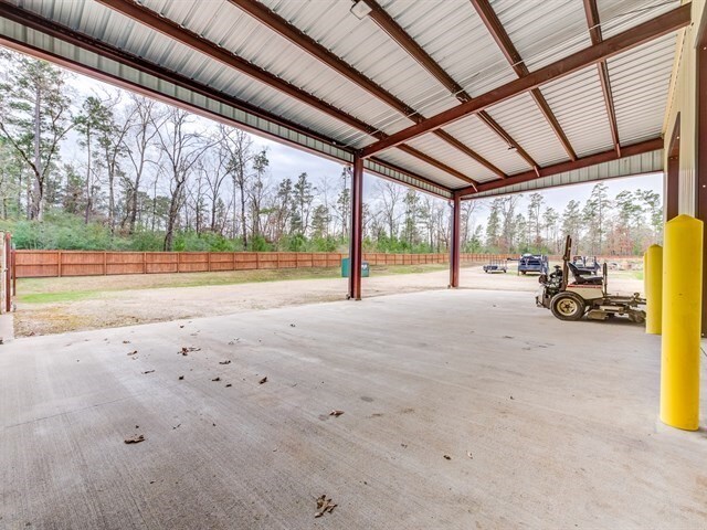 More Photos Of 4304 College Dr, Lufkin Office For Sale