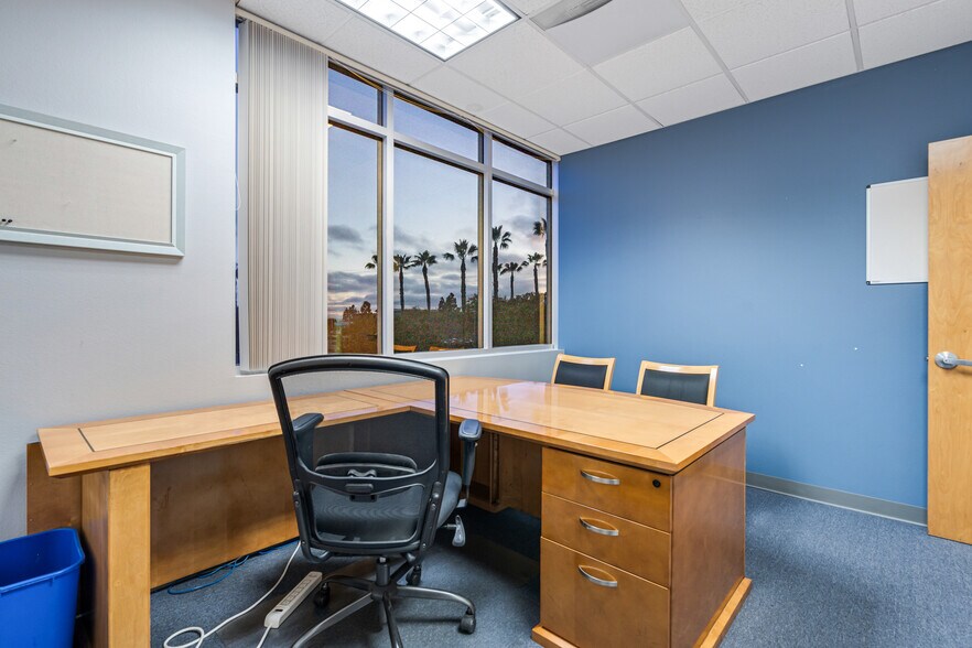 More Photos Of 803-827 Anchorage Place, Chula Vista Light Distribution For Lease