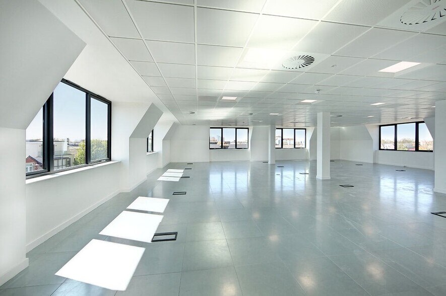 More Photos Of 145 London Rd, Kingston Upon Thames Office For Lease