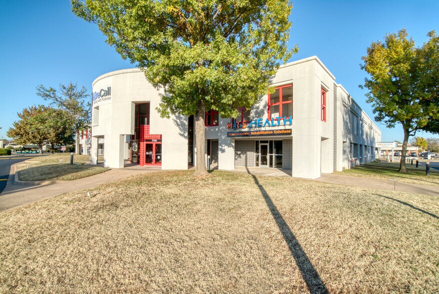 More Photos Of 7127-7133 Riverside Pky, Tulsa Office For Sale