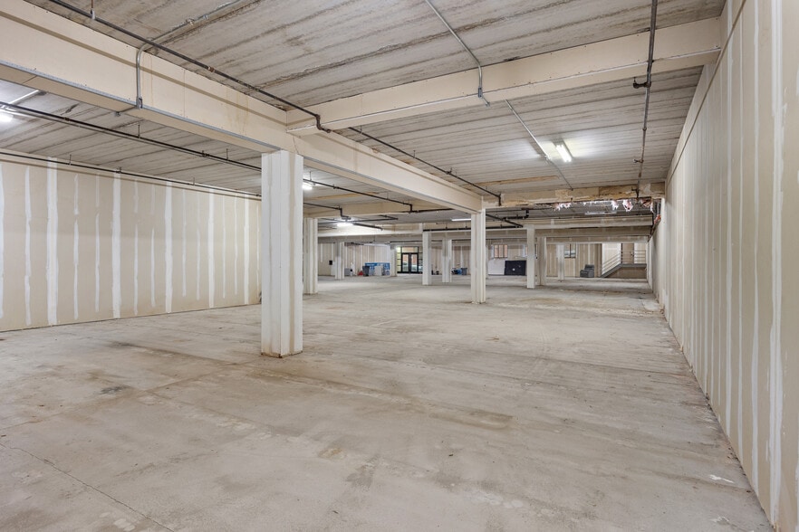 More Photos Of 1100 Franklin Ave, Bronx Apartments For Lease