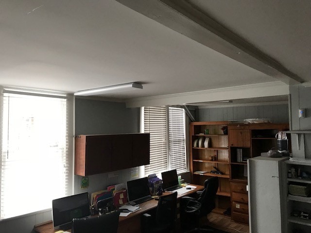 More Photos Of 231 W Market St, Anderson Warehouse For Lease