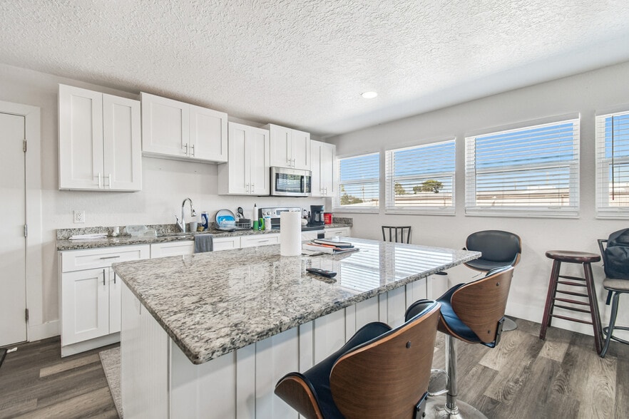 More Photos Of 6010 Wall St, Port Richey Warehouse For Sale