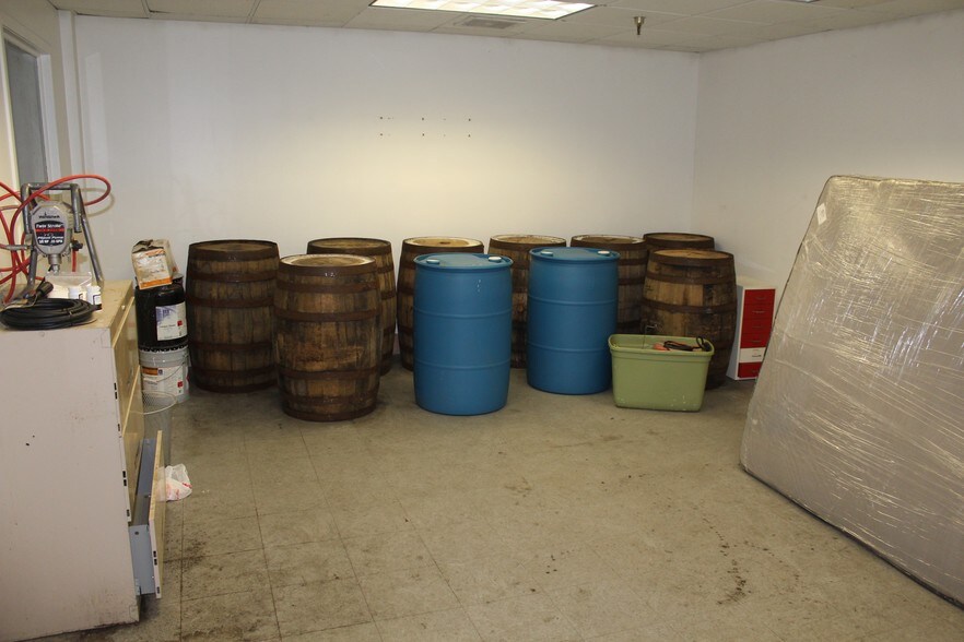 More Photos Of 700 Nepperhan Ave, Yonkers Warehouse For Sale