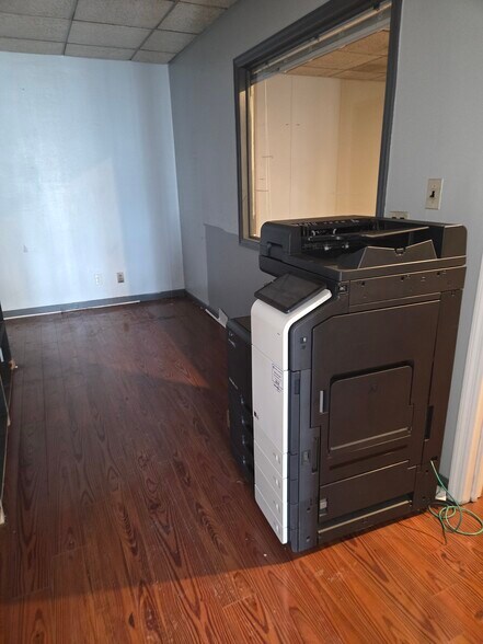 More Photos Of 683 Kearny Ave, Kearny Office For Sale