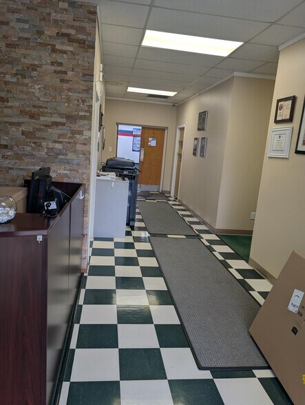 More Photos Of 2843 Culver Ave, Kettering Service For Sale