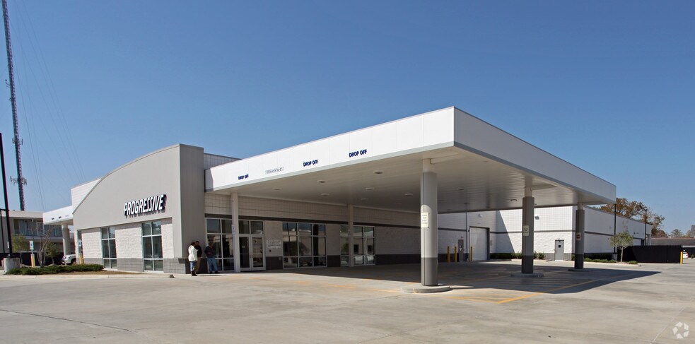 Primary Photo Of 1425 Airline Dr, Metairie Office For Sale