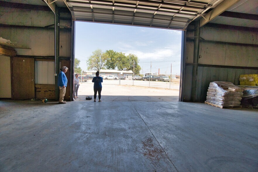 More Photos Of 2 SW G Ave, Lawton Warehouse For Sale