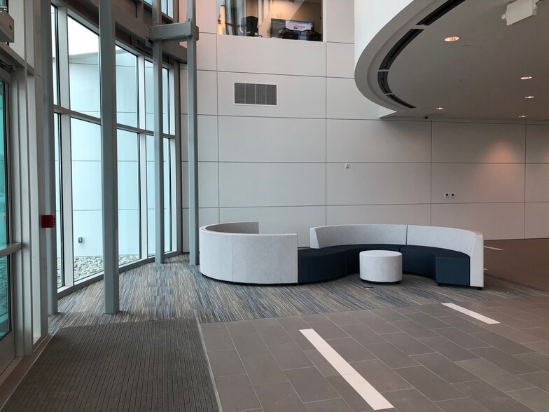 More Photos Of 3400 I-30, Mesquite Medical For Lease