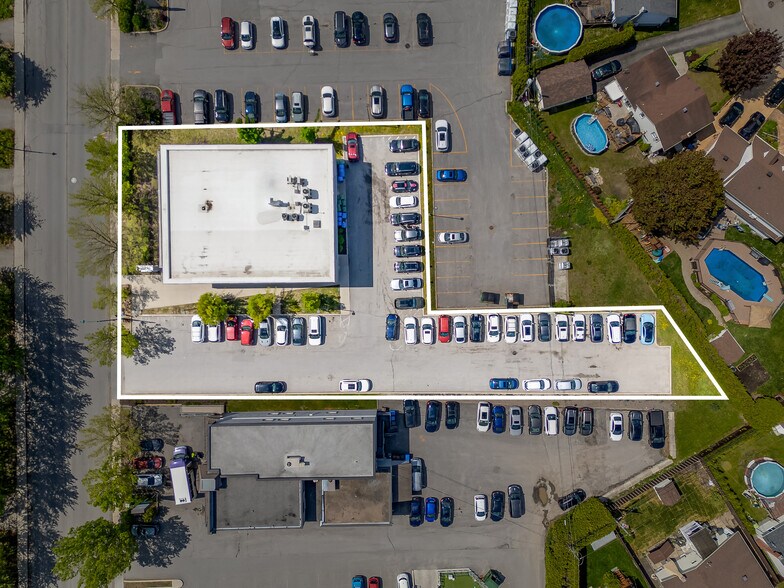 More Photos Of 557 Rue Notre-Dame, Repentigny Office For Sale