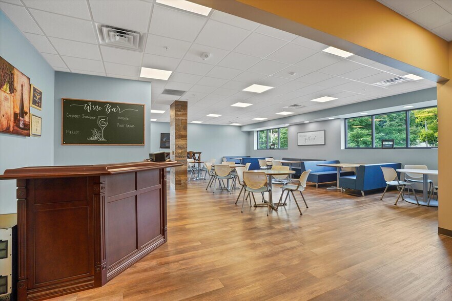 More Photos Of 2395 Lancaster Pike, Reading Coworking Space