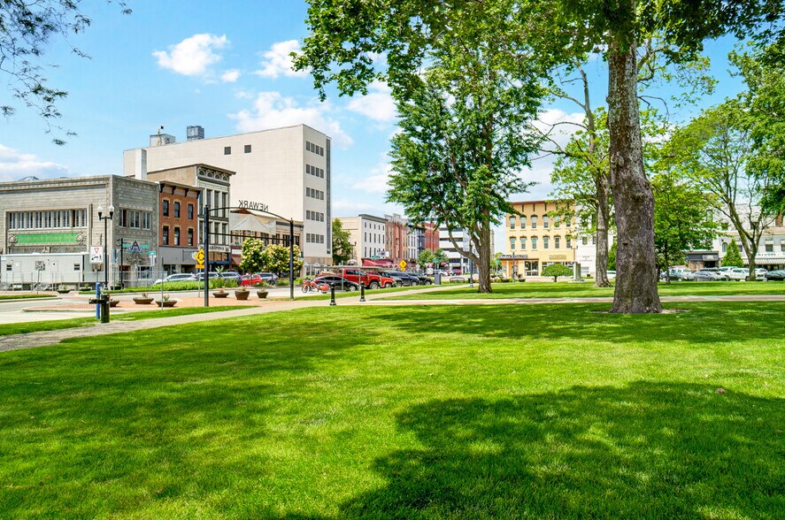 More Photos Of 9-11 N 3rd St, Newark Office For Lease