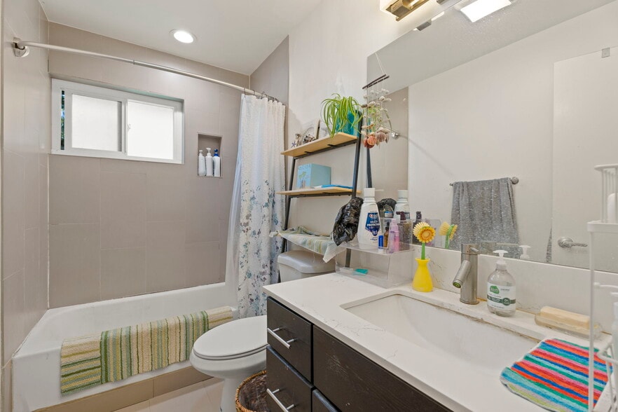 More Photos Of 4930 National Ave, Los Gatos Apartments For Sale