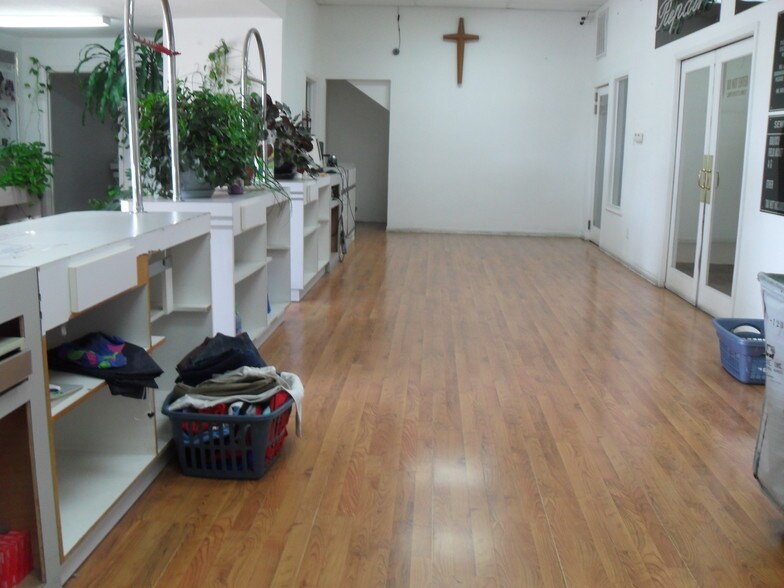 More Photos Of 201 W Stan Schlueter Loop, Killeen Freestanding For Sale