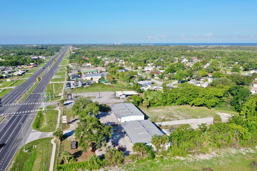 More Photos Of 16015 US-19 Hwy, Hudson Warehouse For Lease