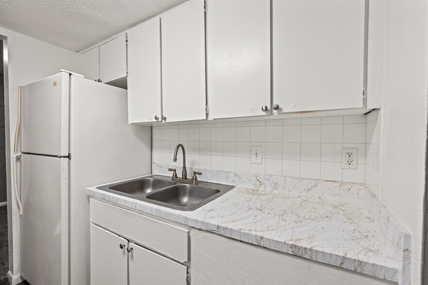 More Photos Of 2401 Jammes Rd, Jacksonville Apartments For Sale
