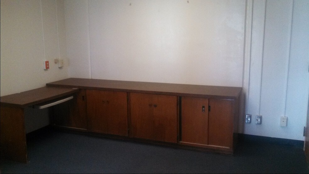 More Photos Of 3101 Armory Rd, Wichita Falls Flex For Sale