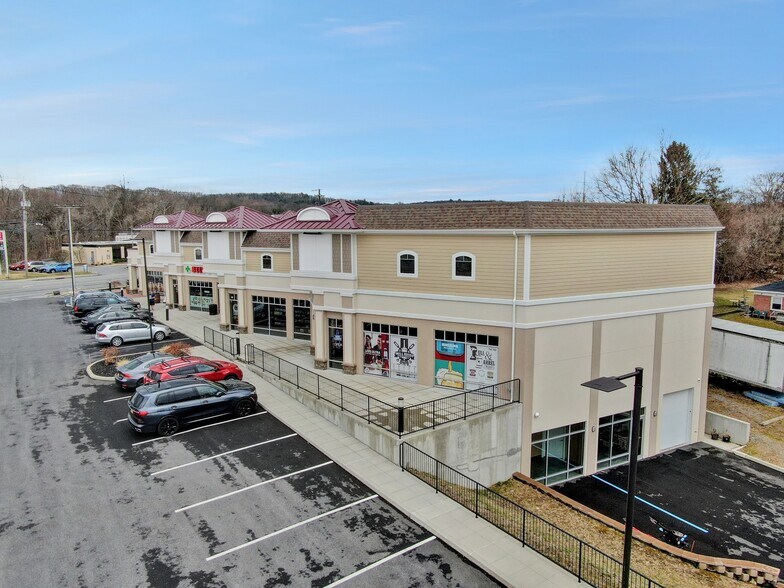 More Photos Of 3565 Route 9W, Highland General Retail For Lease