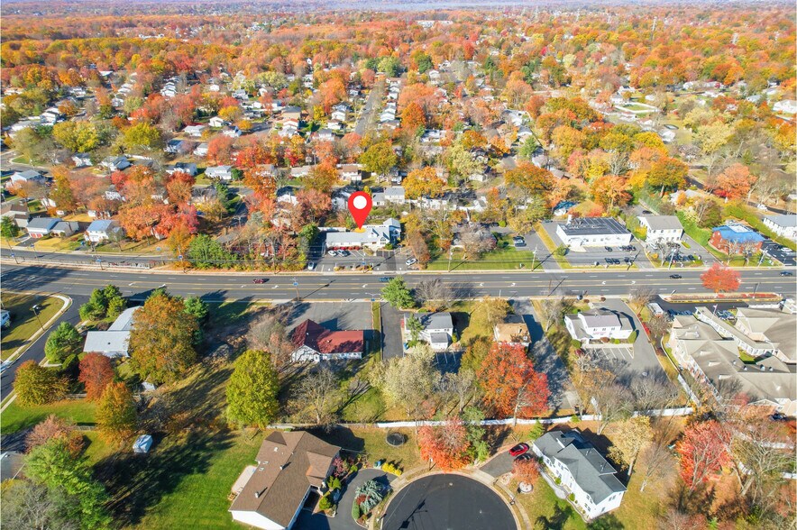 More Photos Of 1818 Oak Tree Rd, Edison Medical For Lease