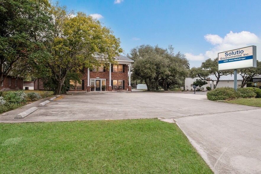 More Photos Of 13003 Jones Maltsberger Rd, San Antonio Loft Creative Space For Lease