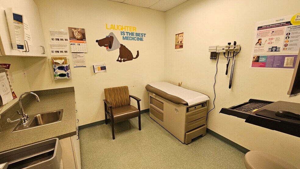 More Photos Of 8051 Prosperity Way, Ruther Glen Office For Sale