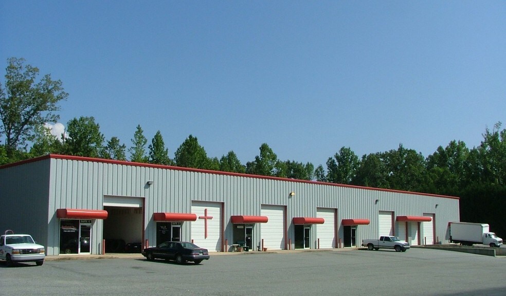 Primary Photo Of 385 Lumpkin County Pky, Dahlonega Warehouse For Lease