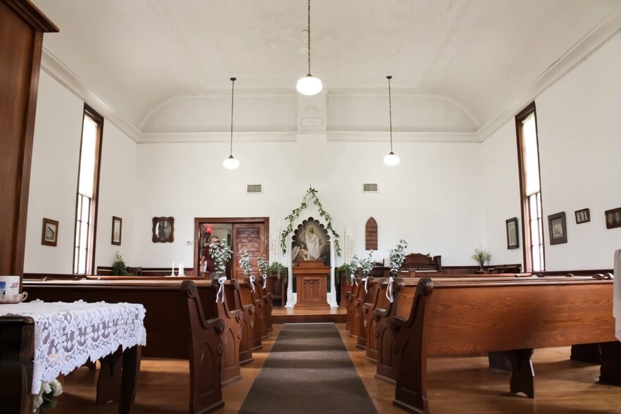 More Photos Of W8832 WI-96, Hortonville Religious Facility For Sale