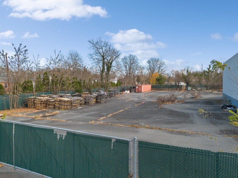 More Photos Of 301 N 4th St, Vineland Warehouse For Lease