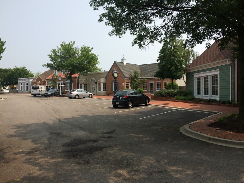 Primary Photo Of 8800-8810 Pear Tree Village Ct, Alexandria Unknown For Lease