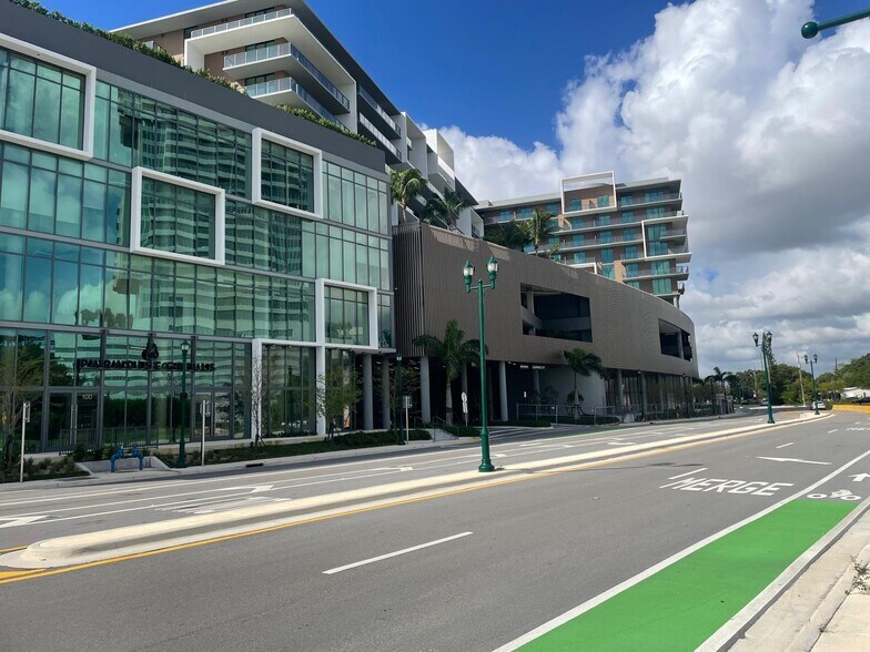 More Photos Of 21290 Biscayne, Aventura Office For Lease