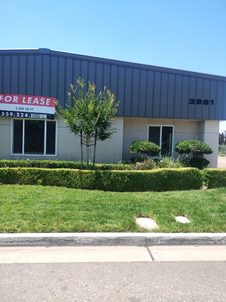 More Photos Of 3961 N Ann Ave, Fresno Warehouse For Lease